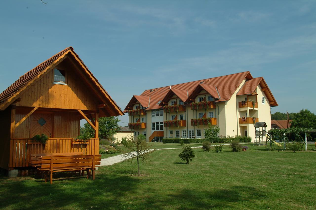 Radhotel Schischek Oberpurkla Exteriér fotografie
